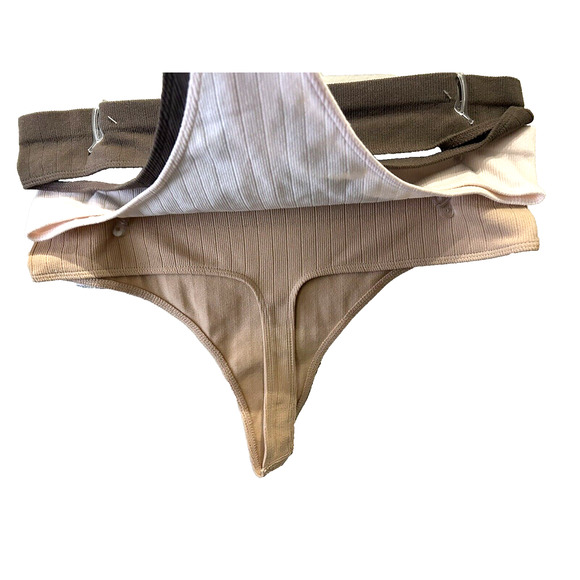 NWT Women's Rene Rofe Lingerie Set Of 3 Seamless Thong Panties in Size XL 16 - Picture 6 of 8